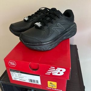 NWT - New Balance Fresh Foam X 840 Slip Resistant